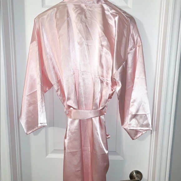 Silk Robe - Picture 3 of 6